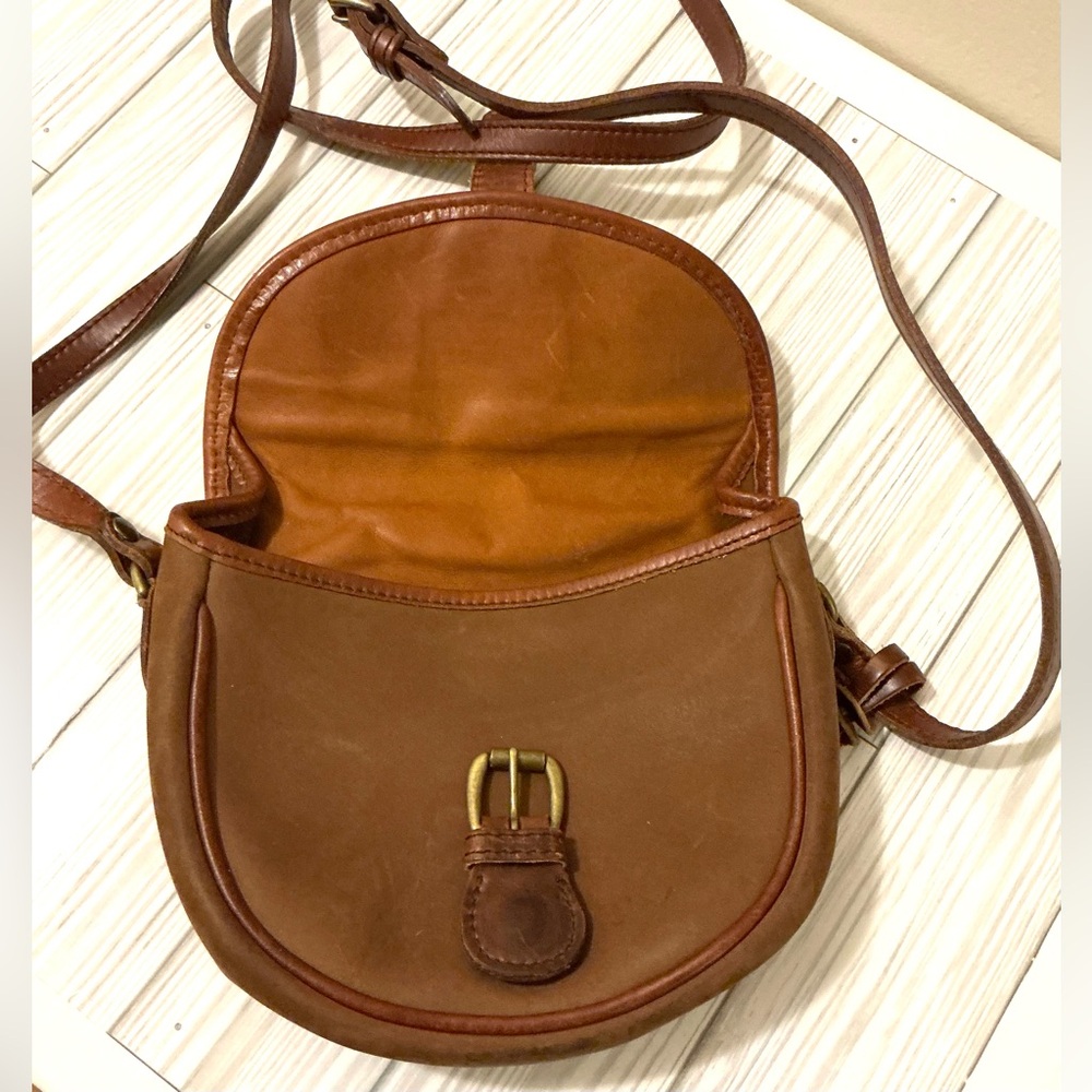 Brown Vintage Boho Style Leather Crossbody Bag - Picture 3 of 16